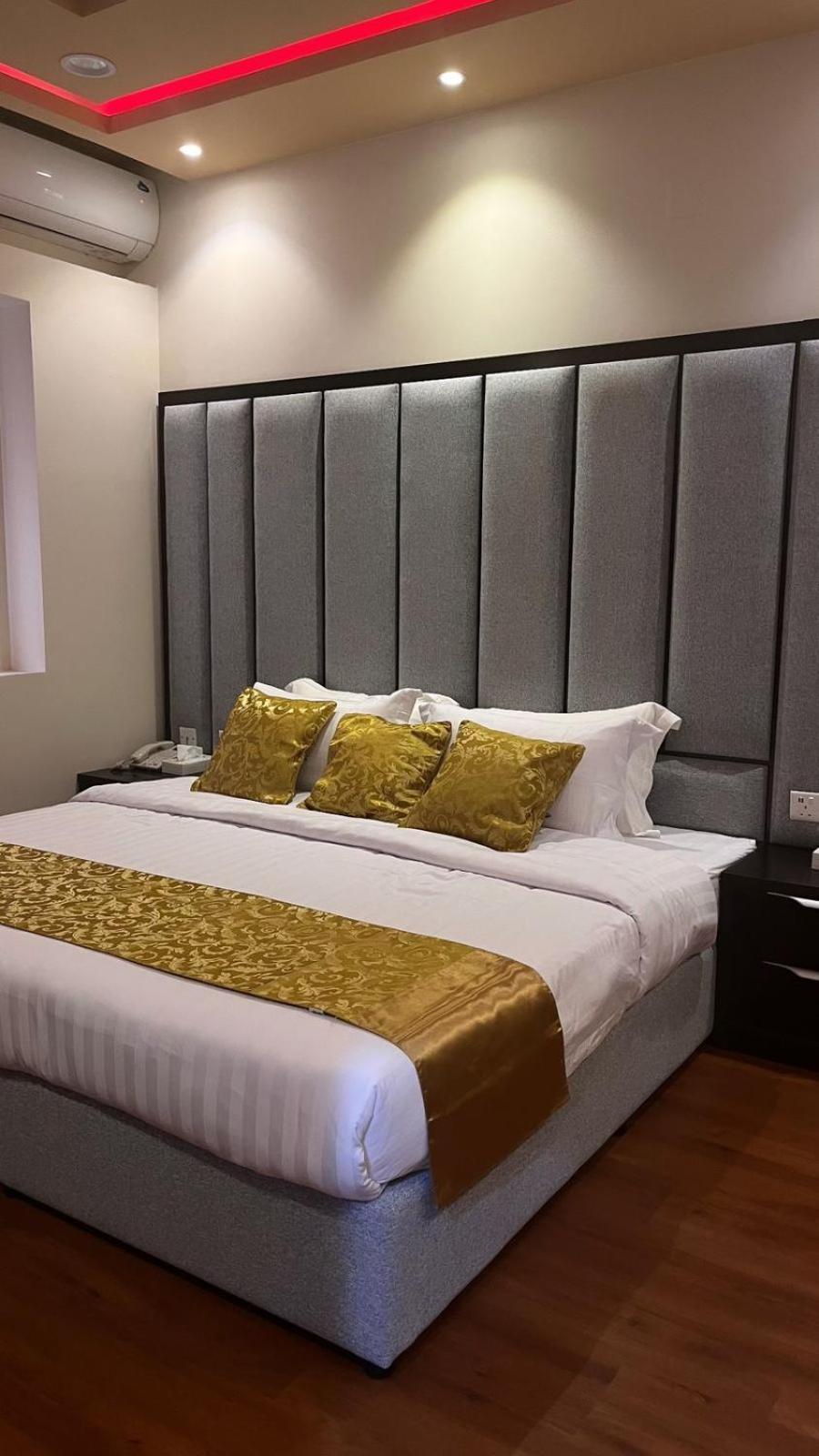 فندق ادوماتو ADOMATo HOTEl Dawmat al-Jandal المظهر الخارجي الصورة
